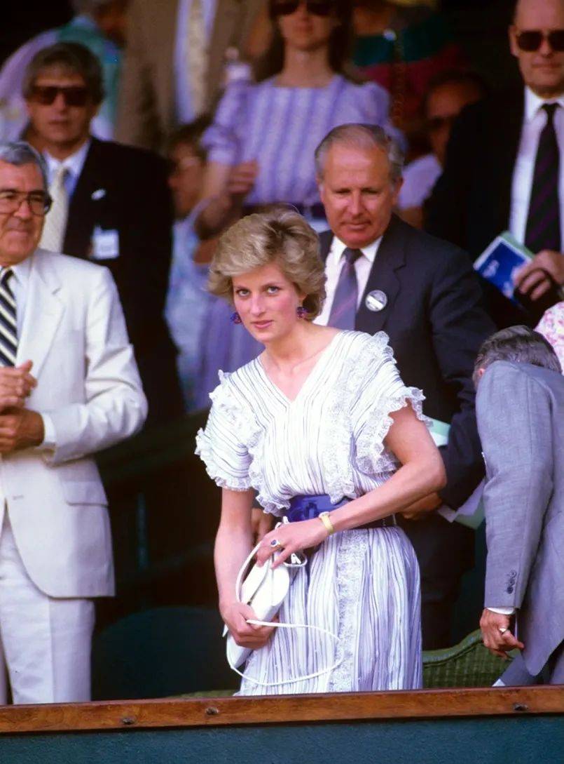 育的崛起 育的崛起