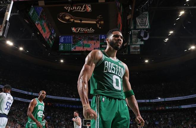 湿的长发向 湿的长发向